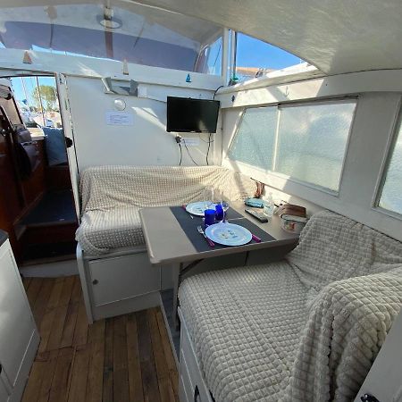 Bateau L'Etoile, Romantique, Apaisant, Ideal Pour Un Couple 乌伊斯特勒昂 外观 照片