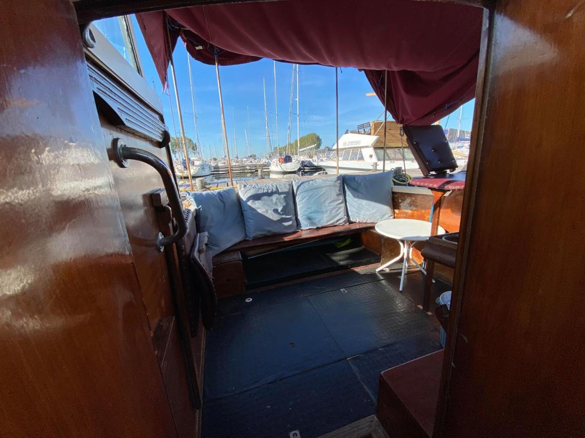 Bateau L'Etoile, Romantique, Apaisant, Ideal Pour Un Couple 乌伊斯特勒昂 外观 照片