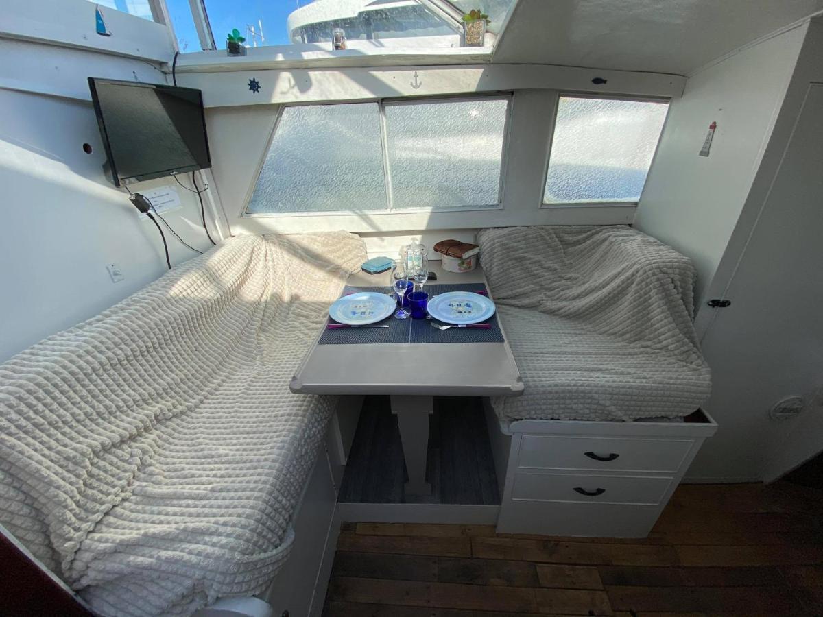 Bateau L'Etoile, Romantique, Apaisant, Ideal Pour Un Couple 乌伊斯特勒昂 外观 照片